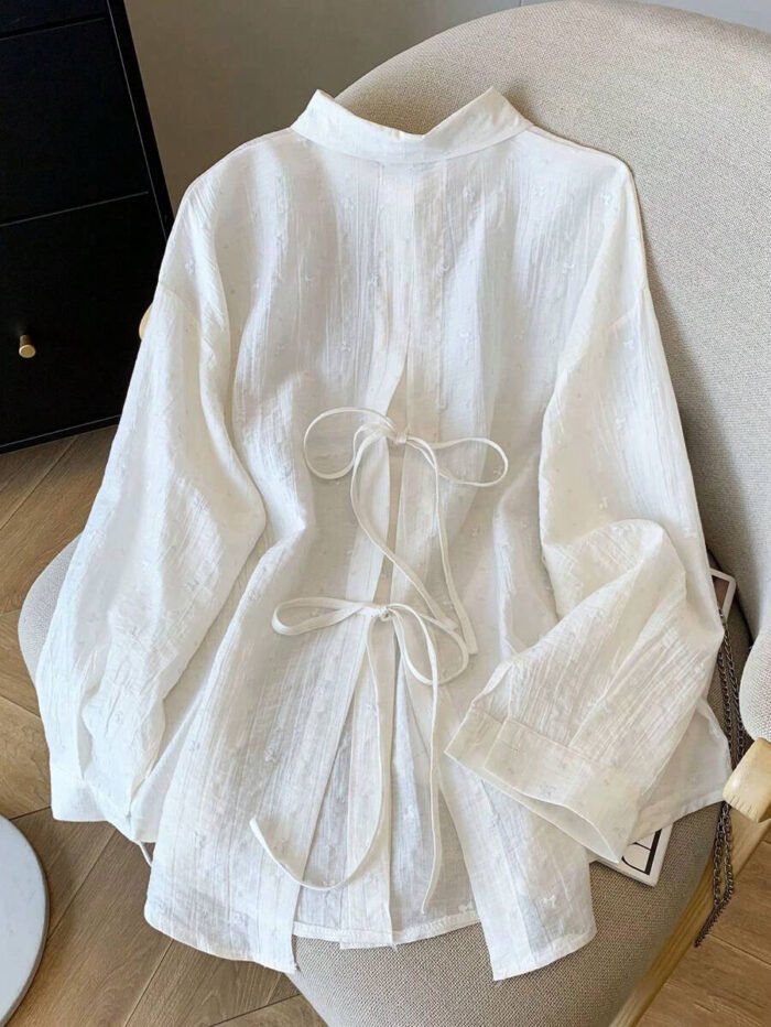 ⁦قميص نسائي فضفاض مع اربطة امامية⁩ - الصورة ⁦2⁩