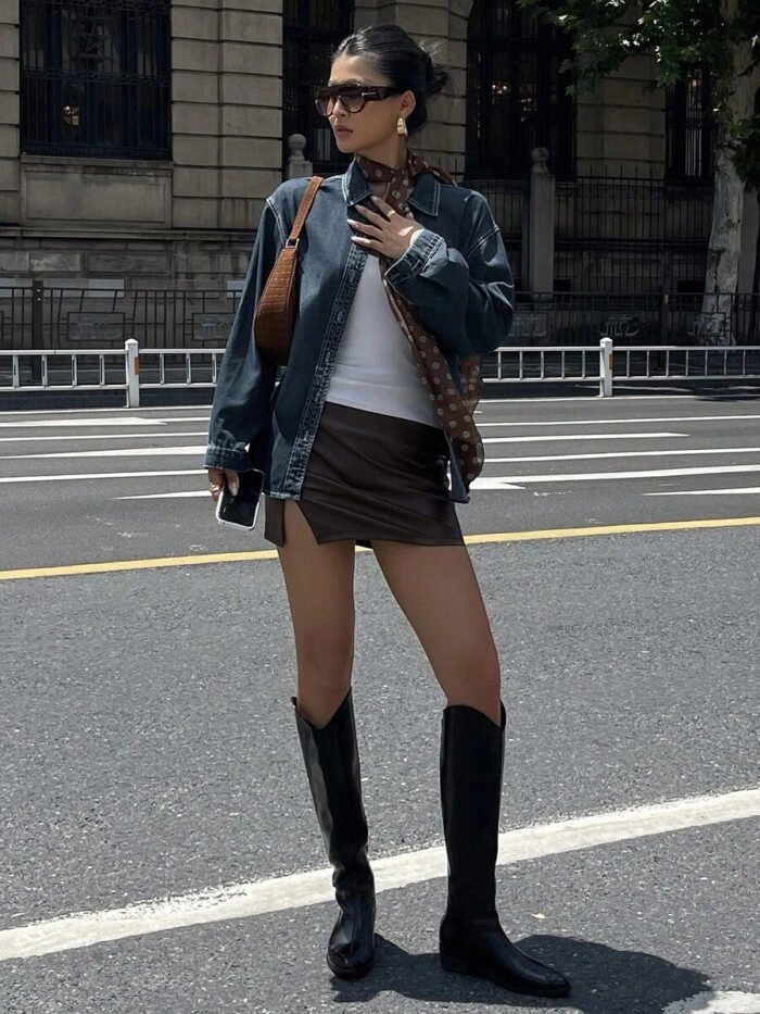 ⁦جاكيت نسائي  من الجينز الأزرق فاتح اللون⁩ - الصورة ⁦21⁩