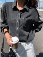 ⁦جاكيت نسائي  من الجينز الأزرق فاتح اللون⁩ - الصورة ⁦27⁩