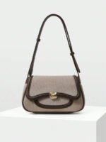 ⁦حقيبة كتف مع حواف ملونة⁩ - الصورة ⁦11⁩